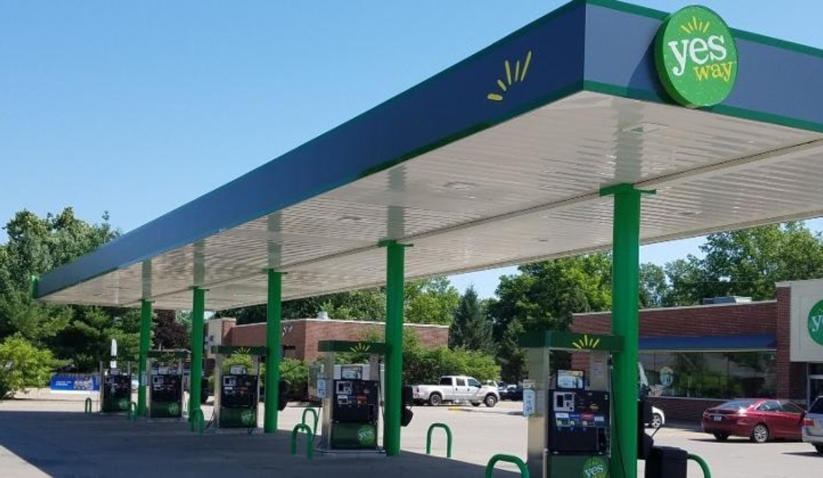 Yesway forecourt